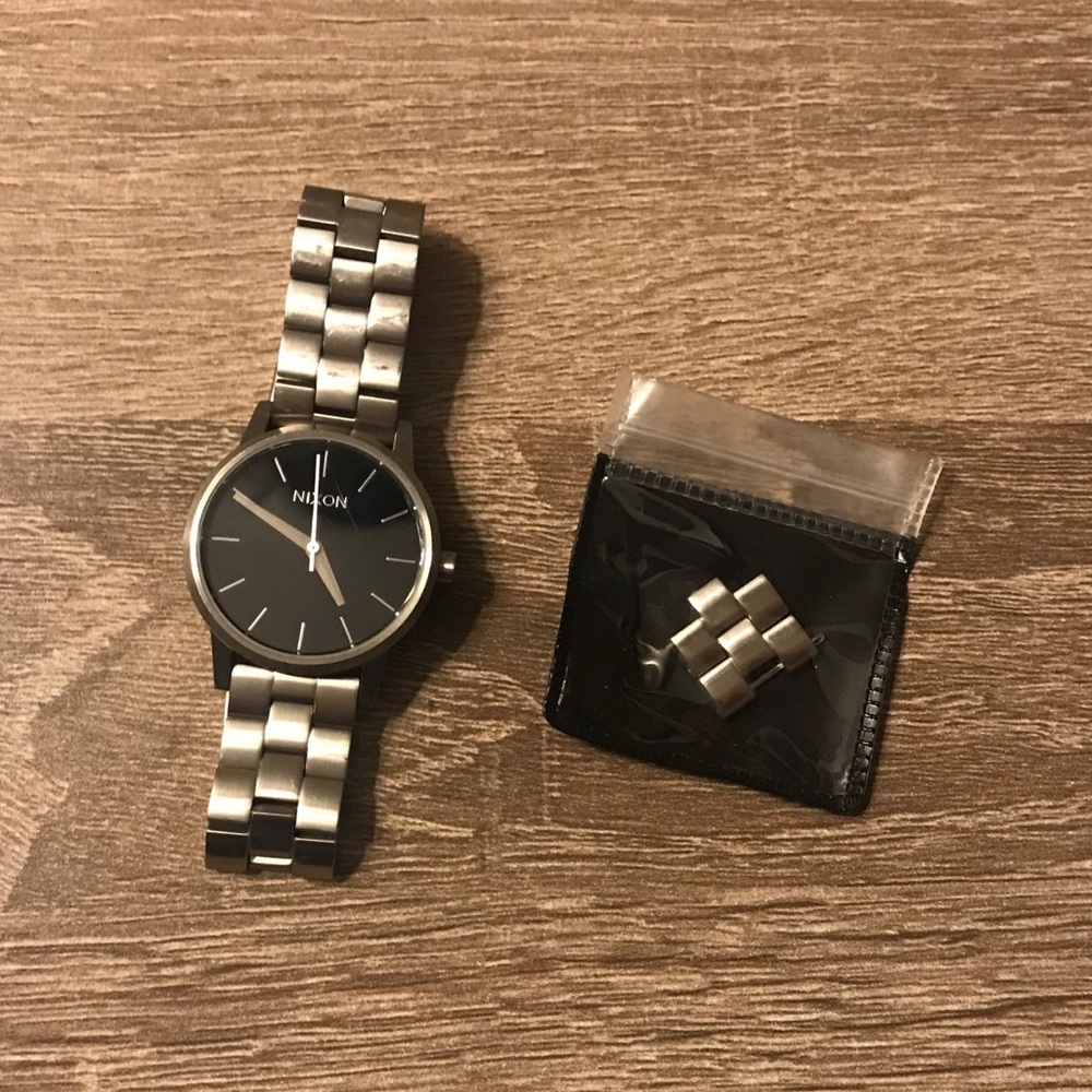 Nixon Watch